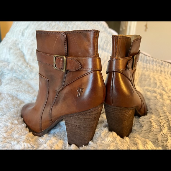 *NWOT* Frye | Patty Riding Bootie | Brown Leather | Size 7M - Picture 6 of 8